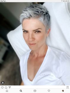 Trendy Bob, Cute Pixie Cuts, Chemo Hair, Really Short Hair, Gray Hair Cuts, Spiked Hair