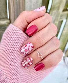 Pink Warrior, Color Streaks, Valentine Coloring, Valentines Nails, Beautiful Nails, Nails Inspiration, Pretty Nails