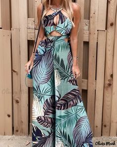 OliviaMark - Chic and Sophisticated Digital Print Beach Jumpsuit for Women Jumpsuit Modern, Beach Jumpsuit, Beach Jumpsuits, Designer Jumpsuits, Jumpsuit Elegant, Jumpsuit With Sleeves, Olivia Mark, Dressmaking, Neck Designs