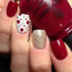 Instagram photo by glitternailbitches #nail #nails #nailart Christmas Nail Art Easy, Christmas Nails Easy, Christmas Nail Art Designs, Ombre Hair Color, Xmas Nails, Christmas Nail, Christmas Nail Art