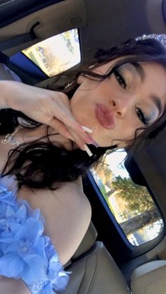 Quinceanera Makeup For Blue Dress, Quinceanera Selfie, Quinceanera Looks, Quinceanera Light Blue Makeup, Blue Quince Dresses Quinceanera, Makeup Ideas For Quinceanera Blue, Light Blue Quince Court, 16 Makeup Ideas, Cinderella Makeup Looks Quince