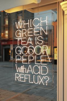 Not every green tea works for acid reflux, but some are perfect! 🌿 Learn how to choose low-caffeine, soothing varieties that support your digestive health. Sip smarter, feel better! 💚✨ #AcidRefluxHelp #GreenTeaHealing #SoothingSolutions #NaturalHealthTips #GentleSipping Best Green Tea, Marshmallow Root, Chamomile Tea