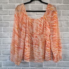 Dr2 Puff Sleeve Blouse Peach Orange Print Women’s Size M Nwot Casual Peach Blouse For Fall, Peach Long Sleeve Blouse For Brunch, Peach Long Sleeve Tops For Brunch, Casual Peach Blouse For Brunch, Chic Orange Puff Sleeve Tops, Orange Character Print Short Sleeve Top, Retro Orange Printed Top, Orange Printed V-neck Blouse, Orange Printed V-neck Top