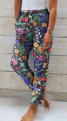 🎨✨Dear fashion explorers, we are honored to launch the women's art print loose pants series, designed for you who love freedom and pursue uniqueness.
🍃 🛍️Loose cut, comfort first.
Come and explore our art print loose pants series now, enjoy the limited time discount, and bring this unique art inspiration into your daily life Hawaiian Style, Floral Pants, Loose Pants, Retro Floral, Floral Style, Vintage Bohemian, The Limited, Female Art, Floral Art