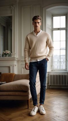 Discover timeless and sophisticated Office Old Money Fashion For Men. Get inspired by 20+ influencer-approved looks to elevate your style in 2024. V Neck Sweater Outfit, Beige Sweater Outfit, Cream Sweater Outfit, Upcycled Cashmere, Sweater Outfits Men