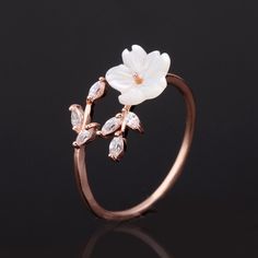 Trendy Rose Gold Flower Ring Minimalist And Dainty Material: Copper, Cubic Zirconia Lead And Nickel Free Comes In Three Sizes: 6, 7, And 8 Same Day Or Next Day Shipping Guaranteed Tags: Jewelry Necklace Rings Bracelet Earrings Dainty Trendy Silver Rose Gold Pearl Vintage Boho Bohemian Minimalist Chic Unique Wedding Prom Birthday Choker Bangle Charm #0211 Girly Jewelry, Rings Simple, Moon Necklace, Purple Wedding, Flower Ring, Pretty Jewellery, Flowers And Leaves, Bling Bling, Womens Jewelry Rings