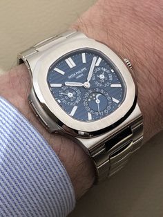 Patek Philippe Aquanaut, Amazing Watches, Dream Watches, Wrist Wear, Fashion Suits For Men, Patek Philippe Nautilus, Watches Unique, Men Fashion Casual Outfits, Mens Luxury