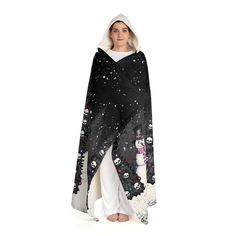 Introducing our Gothic Hooded Blanket, a spooky winter throw that serves as the perfect dark Christmas accessory and alternative holiday decor. This creepy cozy skull snowman macabre wrap is an edgy addition to your winter wardrobe, featuring a unique design that combines Gothic aesthetics with festive elements for a truly distinctive look. Embrace the Dark Side of Winter with Our Gothic Hooded Blanket Unique design featuring a dark snowy scene with skulls, snowmen, and colorful ornaments on a black background Crafted from warm and cozy fleece material with a contrasting white interior and hood Perfect for lounging, watching TV, or hanging out with friends while staying warm and stylish Ideal for teens, women, boys, and girls who appreciate alternative styles and Gothic aesthetics Versatil Spooky Winter, Christmas Alternative, Colorful Ornaments, Alternative Decor, Snowy Scene, Dark Christmas, Perfect Dark, Christmas Accessories, Hooded Blanket