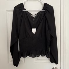 Nordstrom Black Plunge Going Out Top - Never Worn Casual V-neck Blouse For Going Out, Summer V-neck Blouse For Going Out, Chic V-neck Tops For Going Out, Black V-neck Blouse For Day Out, Black V-neck Top For Brunch, Plunge Blouse, Phone Holster, Going Out Tops, Walker Boots