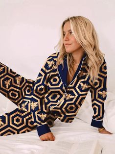 Luxury Long Sleeve Sleepwear For Relaxation, Luxury Women's Lounging Sets, Luxury 3/4 Sleeve Festive Sets, Luxury Loungewear Nordstrom, Luxury Cambric Sets For Festive Season, Luxury Elegant Holiday Sets, Womens Pajamas Set Nordstrom, Black And Gold Pajamas, Women Long Sleeve Pajama Set