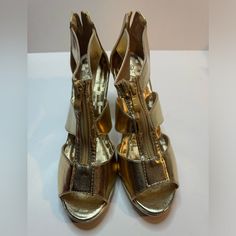 Women's Forever Gold Wedge Sandals - Size 9 Condition: New Without Tags (Nwot) Description: Elevate Your Style With These Stunning Gold Wedge Sandals. Perfect For Any Occasion, These Shoes Combine Comfort And Elegance. Brand New And Never Worn, They're Ready To Make A Statement In Your Wardrobe. Details: - Size: 9 (Women's Us) - Color: Gold - Style: Wedge Sandals - Condition: New, Unworn (Without Tags) Shipping: - Ships Within 48 Hours Of Payment Note: - Please Review All Photos Before Purchasin Gold Synthetic Wedge Sandals For Formal Occasions, Gold Closed Toe Wedge Sandals With 4-inch Heel, Gold Wedge Sandals With 4-inch Heel, Gold Synthetic Wedge Sandals With 4-inch Heel, Gold Synthetic Wedge Sandals, Gold Synthetic Wedge Heel Sandals, Gold Wedge Heels, Gold Wedges, Espadrille Shoes