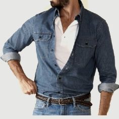 Bnwt Banana Republic Denim 2-Pocket Shirt (S) Ohh The Garment Features: Model Photo Included Standard Fit Long Sleeve Button Down Front Easy To Layer Through The Seasons Chest Pockets Get Your Comfy Vibes On Today! 5 Average Rating | Top Rated Seller | Fast Shipper! Items In Blue-Ribbon Condition That Will Not Disappoint. Buy Today, Ships Today! Stop In For A Pleasant Shopping Experience. (`) Comfy Vibes, Banana Republic Men, Adidas Track Suit, Button Down Shirt Mens, Mens Plaid, Pocket Shirt, Slim Fit Shirt, Suit Shop, The Seasons