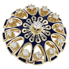 This 14kt yellow gold diamond estate brooch is the epitome of elegance and class. 13 dazzling diamonds sparkles brightly. Creating a timeless piece of jewelry, this brooch is a perfect addition to any vintage or estate collection. Yellow Gold Diamond Estate Brooch 14kt. yellow Gold Diamonds: 13pcs Estimated 1.04ct G/H VS-SI1 31mm x 31mm Estate and Vintage Collection SKU: 21562 Luxury Art Deco Yellow Gold Brooch, G H, Timeless Pieces, Vintage Collection, Gold Diamond, Diamonds, Sparkle, Yellow Gold, Yellow