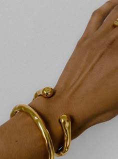 Bone Cuff, Gold Armband, Body Chains, Ringe Gold, Dope Jewelry, Gold Cuffs, Waterproof Jewelry, Jewelry Lookbook, Dream Jewelry