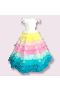 Our rainbow dress sewn with layers of colorful tulle, very cool ...Our dress with a V-shaped back has a big bow on the back.. Our dress, which is 100% cotton lining, is very comfortable to use. Your little princesses will dazzle with this dress. Perfect for birthdays, photo shoots or parties. We produce children's dresses for any occasion, whether it's a birthday party, a bridesmaid, colorful, floral, tutu, satin or lace. - All dresses are made to order. All dress pictures are 100% real product Rainbow Dress Girl, Party Dress For Girls, Light Up Dresses, Birthday Tutu Dress, Children's Dresses, Dress Photoshoot, Dress Pictures, Unicorn Dress, Girl Rainbow