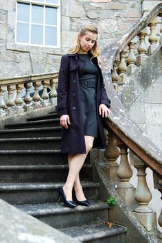 Flare Dress Outfit, Flowy Fall Dresses, Elegant Office Outfit, Outfits For Autumn, Celebrity Summer Style