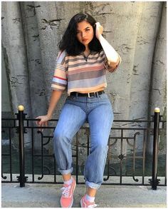 Plus Size 90s Fashion Outfits, Plus Size 90s Fashion, Good Pictures, 90's Fashion, 90s Fashion Outfits, Outfits Black, Fashion Blogger Style