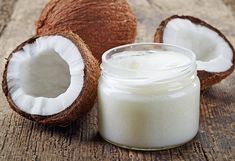 How to Make Unrefined Virgin Coconut Oil At Home Baking Soda Underarm, Coconut Oil For Lips, Coconut Oil Hair Growth, Coconut Oil For Dogs, Coconut Oil For Acne, Cooking With Coconut Oil, Coconut Oil Hair Mask, Coconut Oil For Face, Extra Virgin Coconut Oil