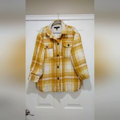 Forever 21 Nwot Long Plaid Shacket With Pockets Size Large Pit To Pit 25" Length 31" Trendy Yellow Outerwear With Button Closure, Trendy Yellow Long Sleeve Outerwear, Yellow Button-up Casual Outerwear, Yellow Casual Button-up Outerwear, Casual Yellow Button-up Outerwear, Yellow Tops For Fall Workwear, Yellow Tops For Workwear In Fall, Yellow Button-up Winter Outerwear, Yellow Button-up Outerwear For Winter