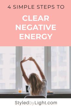 Want a simple and fast way to clear negative energy? These 4-steps will help you move out of a bad mood and raise your vibration. An easy energy technique you can keep in your spiritual toolbelt. Cho Ku Rei, Soul Family, Healing Books, Kitchen Witchery, Raise Your Vibration, Reiki Practitioner, Clear Negative Energy, Law Of Attraction Money