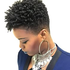 Type 4c hair is underrepresented and it can be hard to find info on how to properly take care of our hair. Here's some tips to help you manage your 4c hair. Tapered Fro, Short Natural Hairstyles, Short Afro Hairstyles, Perm Rod Set, Short Black Hair