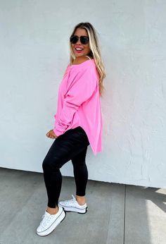 They are ULTIMATE softness, raglan sleeves, TOTALLY figure flattering with a high/low hemline, can be worn on/off shoulder and of COURSE has thumbhole cuffs! Sizes XS-3XL Fit: Oversized, slouchy fit, can wear on/off shoulderFeatures: Raglan style sleeve, thumhole cuff, high/low hem FABRIC: 90% POLY 10% SPAN SIZING: XS: 0-4 S/M: 4-8 F. Length: 25" Back length: 30.5 L/XL: 8-14 Front length: 26" back length: 33" 1X: 16 2XL: 18 3XL: 20/22 Blue, white, coral, Aqua, black, pink