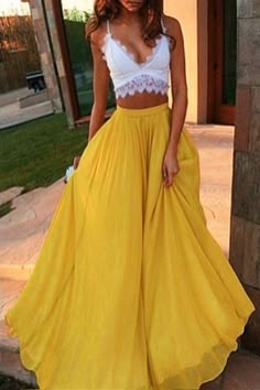 Sukienki Maksi, Yellow Maxi Skirts, Yellow Evening Dresses, 2 Piece Prom Dress, Beach Holiday Dresses, Skirt Diy, Boho Mode, Chiffon Maxi Skirt, High Waisted Maxi Skirt