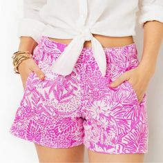 New With Tags Lilly Pulitzer Lilo Linen Shorts Wild Fuchsia Swipe Right Pink Beach Shorts With Pockets, Feminine Pink Shorts With Elastic Waistband, Pink Vacation Shorts With Pockets, Vacation Pink Shorts With Pockets, Pink Shorts With Pockets For Vacation, Pink Vacation Shorts With Elastic Waistband, Chic Pink Vacation Shorts, Feminine Purple Bottoms For Summer, Chic Pink Shorts For Vacation