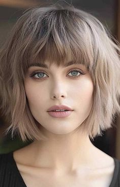 Choppy Haircuts, Choppy Bob Haircuts, Shaggy Short Hair, Bob Hairstyles For Thick, Bob Hairstyles With Bangs, Choppy Bob Hairstyles, Choppy Bob