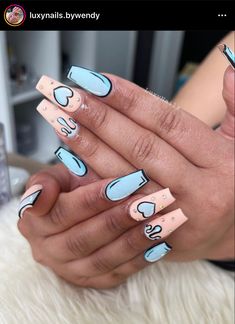 Comic Nail Art Design, Blue Pop Art Nails, Comic Nails Short, Graffiti Art Nails, Short Pop Art Nails, Comic Art Nails Design, Pop Art Acrylic Nails, Short Cartoon Nails, Pop Art Nails Designs Simple