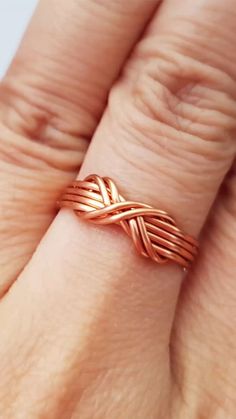 Lan Anh Handmade | How to make Infinity rings - handmade wire jewelry #diy #shortsvideo #trending #making | Instagram Diy Copper Ring, Wire Jewelry Diy, Wire Wrapped Jewelry Rings, Trending Rings, Diy Wire Jewelry Rings, Infinity Rings, Wire Ideas, Wire Jewelry Rings