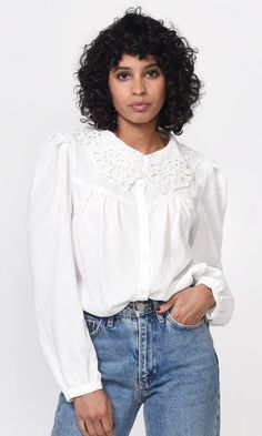 Add some low-key romance to your everyday look with this crisp white blouse, which is styled with an embroidered statement collar and accented pleats along the shoulders. Worn along with jeans or layered under a chunky cardigan will all work equally well with this piece. White Collared Blouse, Crisp White Blouse, Statement Collar, Poplin Blouse, Embroidered Collars, Chunky Cardigan, Luxury Women Fashion, Versatile Dresses, Collar Blouse