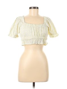 Urban Romantics Short Sleeve Top Size: Medium Yellow Tops - used. 97% POLYESTER, 3% SPANDEX, Square, | Urban Romantics Short Sleeve Top Yellow Square Tops - Used - Size Medium Belle Costume, Urban Outfitters Shorts, Zara Shorts, Ivory Tops, Yellow Top, Yellow Shorts, Small Tops, Zara Tops, Short Sleeve Top