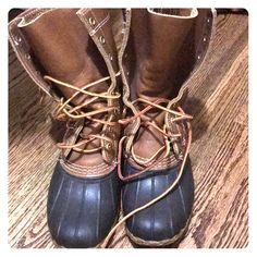 Ll Bean Bean Boots Tan And Brown Size 8. These Are In Great Condition And Have A Ton Of Tread Left! Great For Snow/Rain/Anything Plus They’re Cute! Snow Rain, Bean Boots, Ll Bean Boot, Ll Bean, L L Bean, Rain Boots, Women Shoes, Boots, Women Shopping