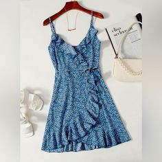 Dusty Blue Boho Style Details: Ruffle, Wrap, Belted Type: Cami Neckline: Spaghetti Strap Waist Line: High Waist Hem Shaped: Wrap Length: Short Regular Fit Non Stretch 100% Polyester Belted Sheer: No Measurements L Shoulder: 15.6” Length: 34.3” Bust: 37.4” Waist Size: 32.5” Hip Size: 44.1” Straps Length: 18.5” Ditsy Floral Dress, Floral Slip Dress, Mode Boho, Shein Dress, Wrap Dress Floral, Estilo Boho, Ditsy Floral, Ruffle Trim, Cute Dresses