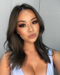 Asian Smokey Eye, Bride Makeup Asian, Makeup Asia, Glam Bride Makeup, Asian Wedding Makeup, Black Smokey Eye Makeup, Maquillage On Fleek, Asian Makeup Looks, Wedding Guest Makeup