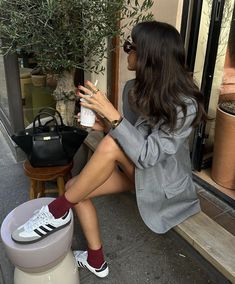 Cute Blazer Outfits, Chic Blazer Outfit, Adidas Samba White, Stylish Blazer