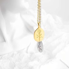 Sophisticated and eye-catching, this pendant necklace is the perfect finishing touch for any outfit. Detail Item No: JC-Necklace-08Material: S925 SilverColor: GoldSize: pendant 20.65*11.35mm / chain width: 1.45mmChain length: 39.5cm/43.5cm/43.5cm (extension chain)Weight: 2.88-2.93g Rose Necklace, Monogram Necklace, Engraved Necklace, Round Pendant, Silver Roses, Sterling Silver Necklace, Solid 925 Sterling Silver, Sterling Silver Necklaces, Gold Pendant