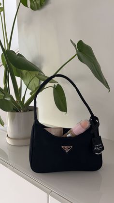 Prada Black Shoulder Bag, Black Prada Bag Aesthetic, Prada Bag Aesthetic Outfit, Prada Handbags Aesthetic, Prada Bags Aesthetic, Prada Aesthetic Bag, Baguette Bag Outfit Aesthetic, Cute Black Shoulder Bag, Black Prada Bag Outfit