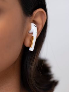 MISHO's Minimal/Active Pods will revolutionise the way you wear and style your EarPods. Handcrafted in bronze with a choice of 22k gold or a silver finish, these little minimal earrings not only look great but act as little supports. Designed so you can effortlessly slip your EarPods in and out of the earrings through the day (you won't even need a mirror), you'll never want to wear your EarPods without them! Note: These earrings fit best with the original Apple AirPods. Please email us on info@ Iphone Info, Minimal Earrings, Nature Ring, Golden Earrings, Unusual Jewelry, Silver Prices, Minimalist Rings, Jewelry Companies, Open Ring