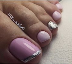 Pink Toe Nail Designs, Pedicure Toenails, Toe Nail Polish, Pink Toe Nails, Easy Toe Nail Designs, Simple Toe Nails