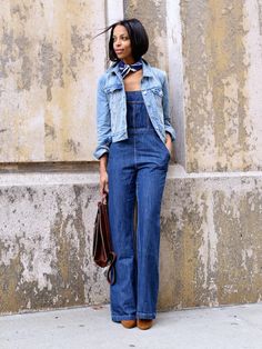 Spring Denim Outfits, September Outfits, Style Overalls, Spring Denim, Denim Outfits, Denim On Denim, Denim Ideas, Wideleg Pants