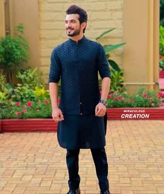 Marriage Party Dress For Men, Traditional Dress For Men Indian, Bollywood Party Outfit Men, Kurta Pajama Men Wedding Indian Party Wear, Party Wear Kurta Pajama For Mens, Kurta Pajama Men Wedding Design, Marriage Outfits Men Indian, Engagement Dress For Men Classy, Latest Designer Kurta For Men