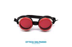 Sunglasses Vintage Nouvelle Vague GSF DIN 27 - Color Red Red Vintage, Vintage Glasses, Sunglasses Vintage, Eyewear Sunglasses, Red Color, Sunglasses Accessories, Ships, Italy, Sunglasses