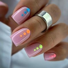 Trendy Manicure Summer 2024, Neon Simple Nails, May 2024 Nail Trends, Manicure Ideas 2024, Spring Nail Trends 2024, 2024 Nail Trends Design, Neon Gel Nail Designs, Summer Nail Art Designs 2024, Spring Summer Nails 2024 Trends