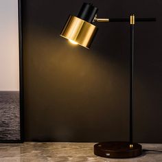 Gold & Black Table Lamp With Wirelss Charger USB - Modern Design - Living Room Black Desktop, Living Room Bed, Touch Lamp, Study Rooms, Room Bed, Black Table Lamps, Installation Manual, Candelabra Bulbs, Desk Light