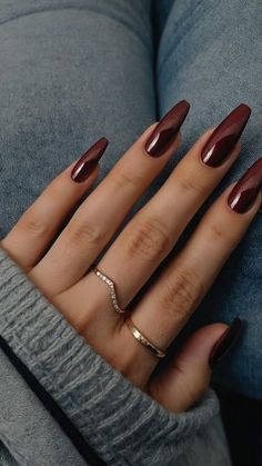 Aggie Nails Designs, Burgundy Red Nails Acrylic, Acrylic Nails Ideas Dark Colors, Deep Red Nails Coffin, Black Nails With Red Chrome, Classy Nails Dark, Brown Burgundy Nails, Burgundy Coffin Acrylic Nails, Burgundy Nails Fall