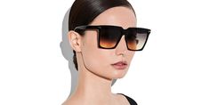 FT0764 Sabrina-02 Sunglasses by Tom Ford®. Color: Shiny Transparent Light Sand / Rose Gold Flash Lenses (Ss20 Adv), Shiny Black / Smoke Gradient Yellow Lenses. Size: 58-16-140. Tom Ford Glasses Women, Tom Ford Boots, Tom Ford Aviator Sunglasses, Tom Ford Sunglasses Women, Tom Ford Glasses, Purple Sunglasses, Designer Shades, Aviators Women, Tom Ford Men