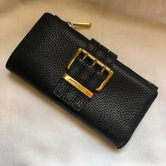 Nwot Micheal Kors Black Wallet Perfect Condition No Signs Of Use Super Cute And Stylish Perfect For Everyday Wear Any Questions? Just Ask! Same Or Next Day Shipping Micheal Kors Wallet, Black Wallet, Michael Kors Bag, Next Day, Wallets, Everyday Wear, Michael Kors, Super Cute, Bag Lady