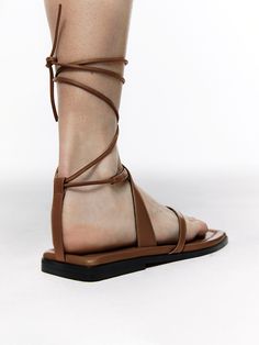 Natural Luxury, Tie Up Sandals, Fine Pens, Wooden Heel, Pig Skin, Leather Texture, Brown Sandals, Slim Legs, Natural Leather